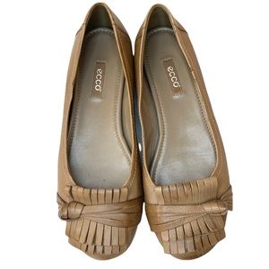Ecco Leather Flats